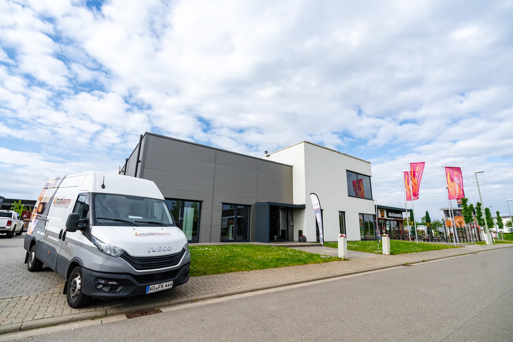 Feuerkreativ GmbH — Fachbetrieb in Worms, Einsatzgebiet Mainz